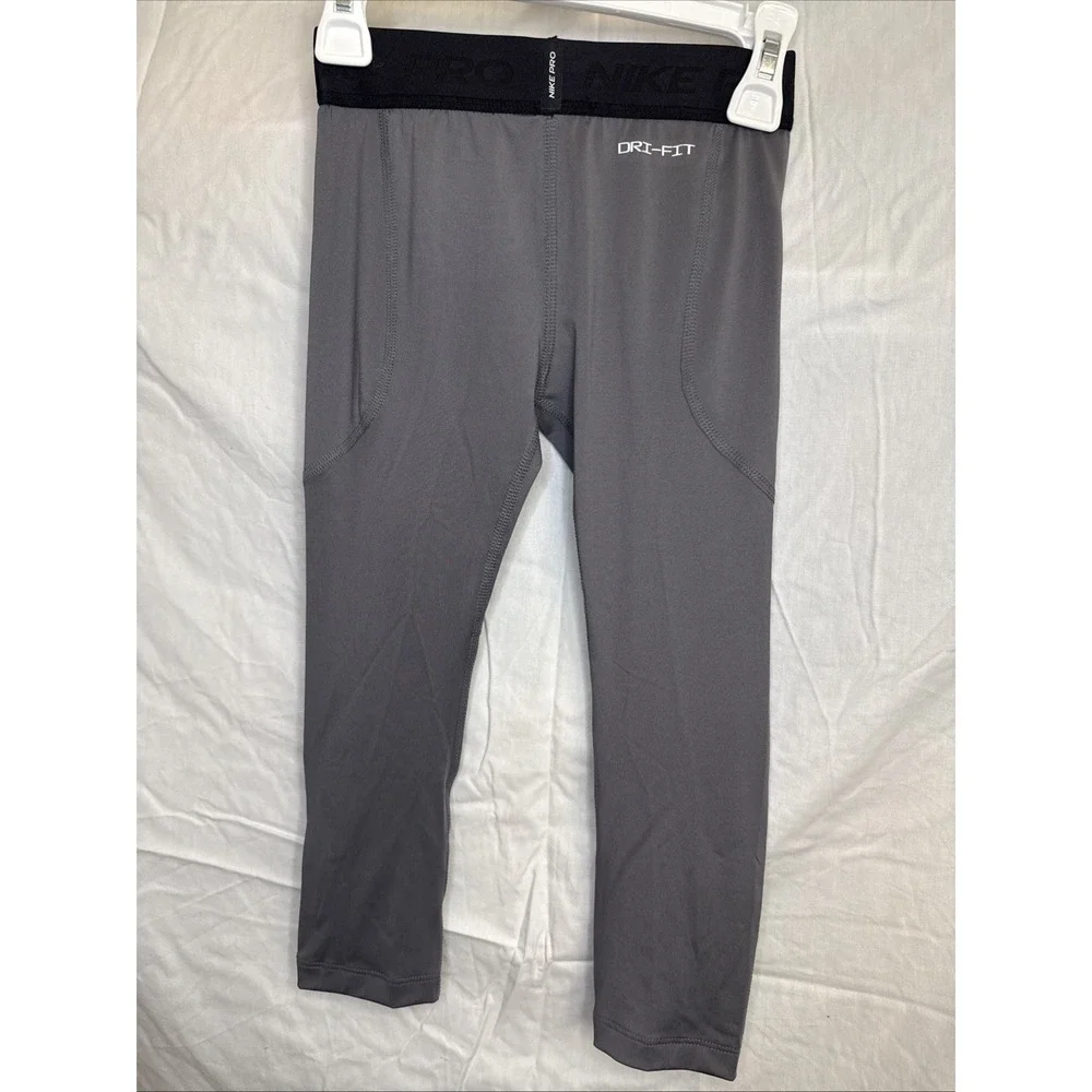 Nike Pro Dri Fit Boys Size 5 Tight New w/o Tags